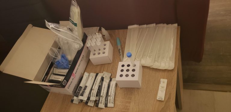 Free COVID-19 Rapid test kits coming to Ontarians
