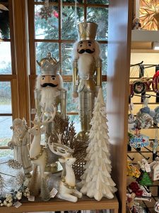 Sisters store - nutcrackers and decor